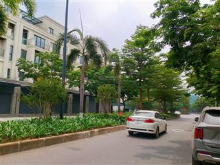 Chính chủ bán nhanh căn shophuse 100m2 x 5 tầng vị trí đắc địa nhất dự án the manor central park