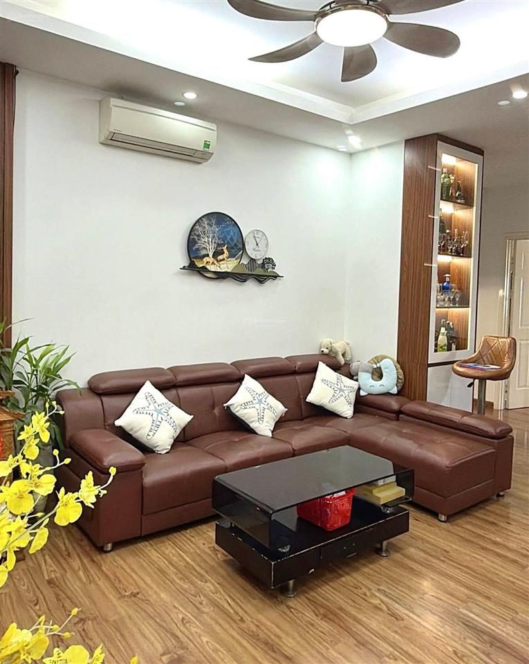 Gia đình chính chủ bán gấp căn góc 2pn 74m2 giá 5,25 tỷ full đồ tòa ct1 the pride, hà đông. sđcc