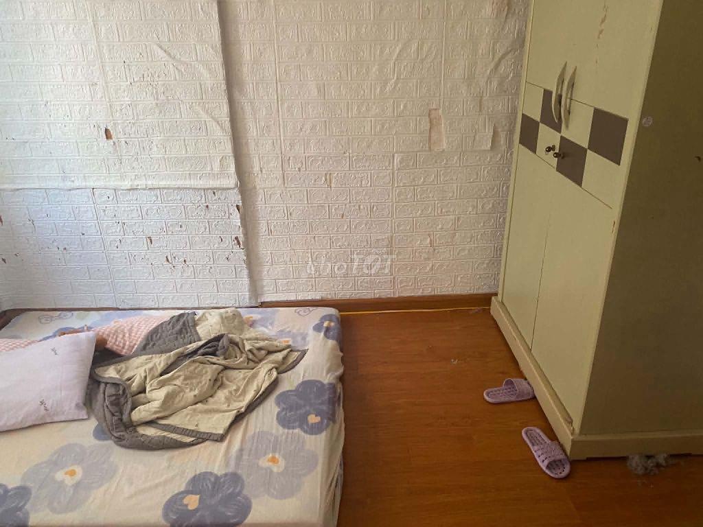 Cho thuê nhà khu tập thể D14 Phương Mai Ngõ 167 Phương Mai Đống Đa