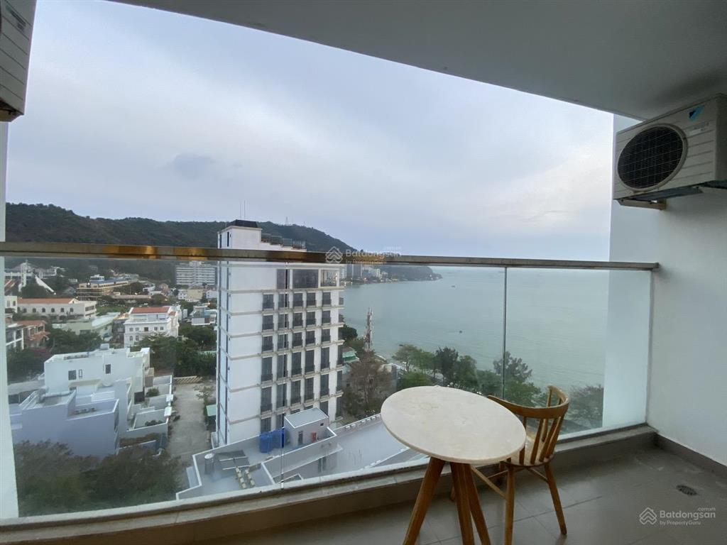 Bán gấp căn hộ 2 pn 77m2 trực tiếp giáp biển vũng tàu, giá ngộp 2 tỷ 50 triệu