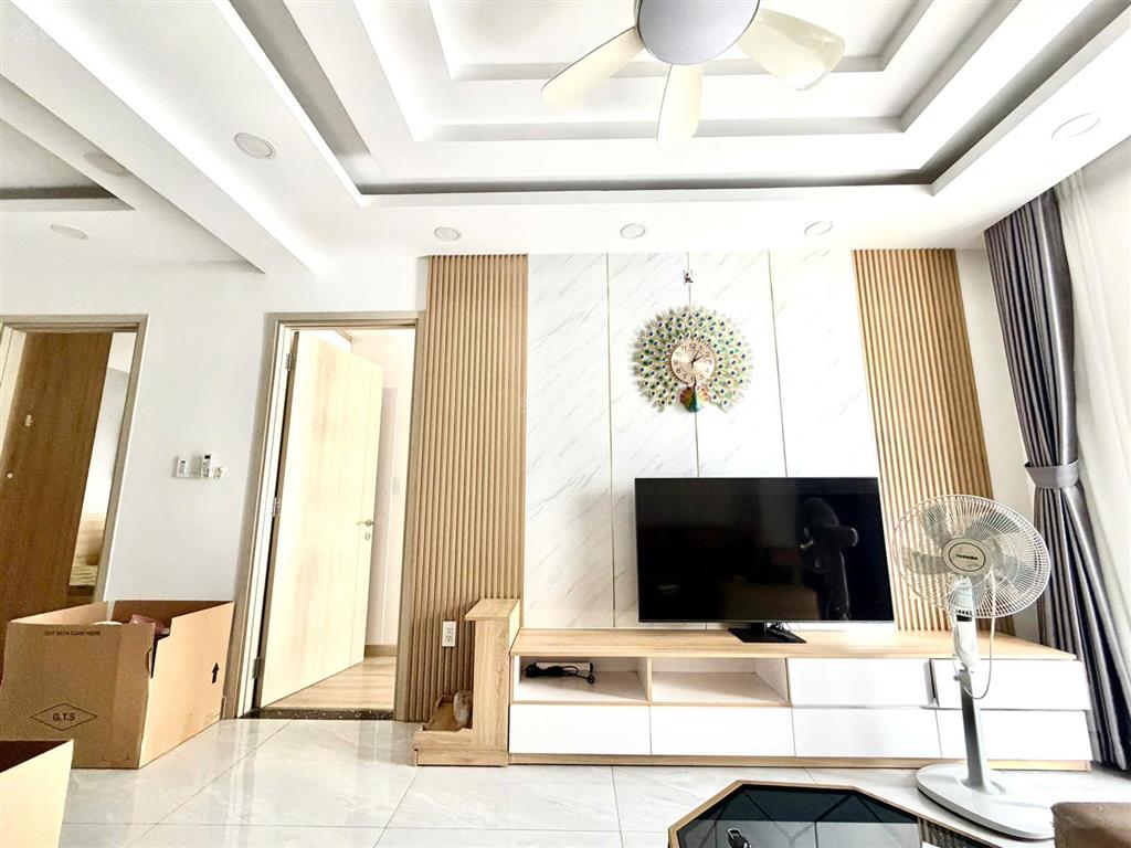 Bán căn hộ 2pn saigon south residences 75m², giá 6,07 tỷ