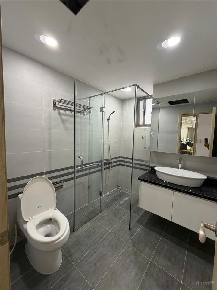 Bán căn hộ 2pn saigon south residences 75m², giá 6,07 tỷ
