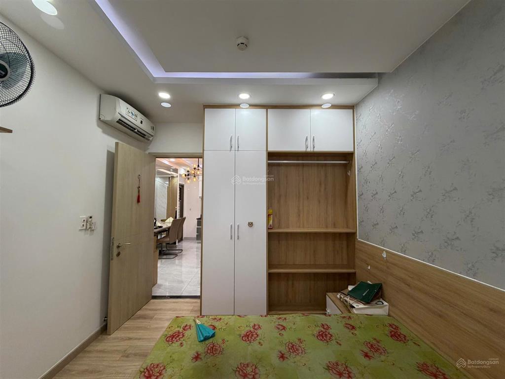 Bán căn hộ 2pn saigon south residences 75m², giá 6,07 tỷ