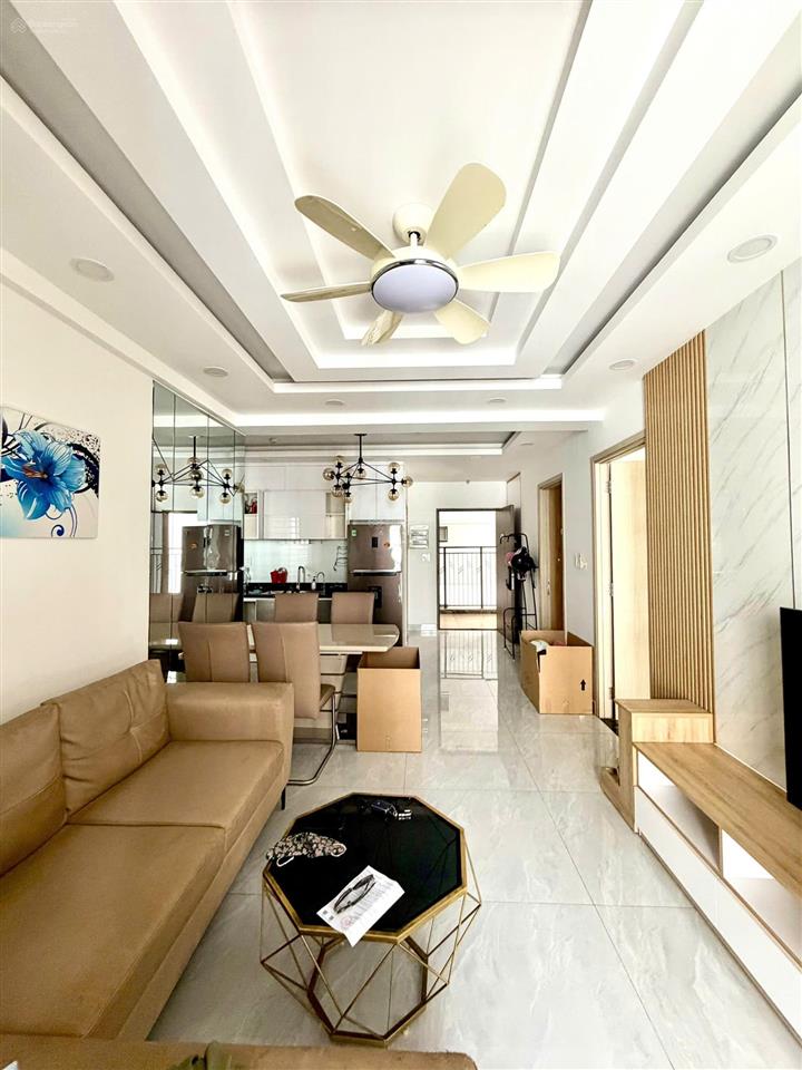 Bán căn hộ 2pn saigon south residences 75m², giá 6,07 tỷ