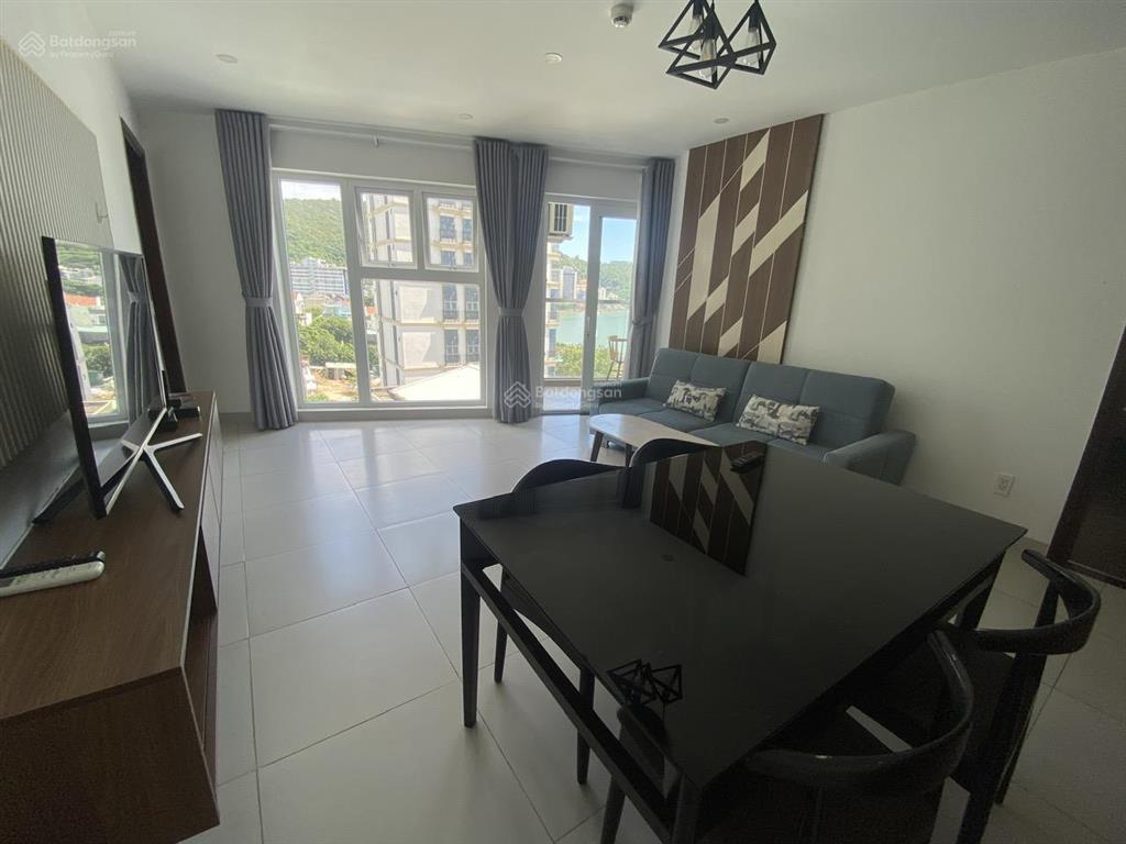 Bán gấp căn hộ 2 pn 77m2 mermaid seaside, giá ngộp 1,95 tỷ