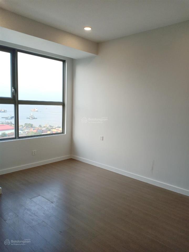 Căn hộ 2pn2wc số đẹp, river panorama, bán giá 4.6 tỷ tặng nội thất, đã có sổ, view sông rất đẹp