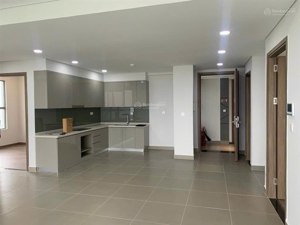 Căn hộ cao cấp sky89 cần bán ~ 114m2, giá 8.5 tỷ, đã có sổ hồng, view trực diện sông bao đẹp