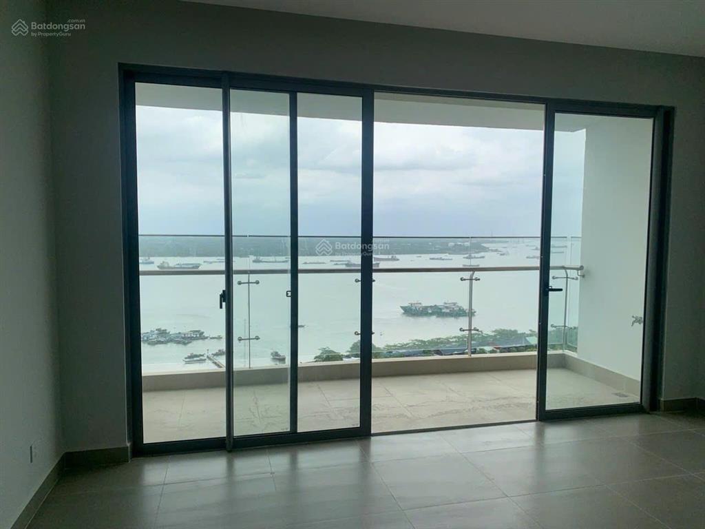 Căn hộ cao cấp sky89 cần bán ~ 114m2, giá tốt 8.4 tỷ, đã có sổ hồng, view trực diện sông bao đẹp