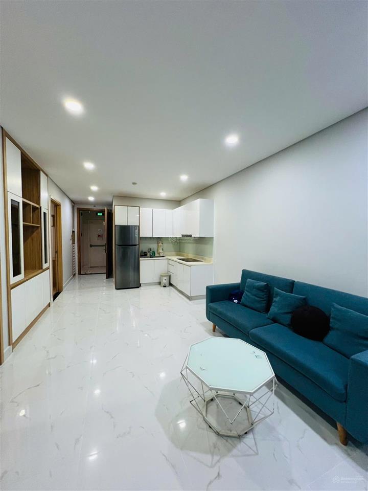 Căn hộ 2pn2wc skyline, bán 4.95 tỷ tặng thêm nội thất, có sổ hồng, view đẹp, ko chắn view