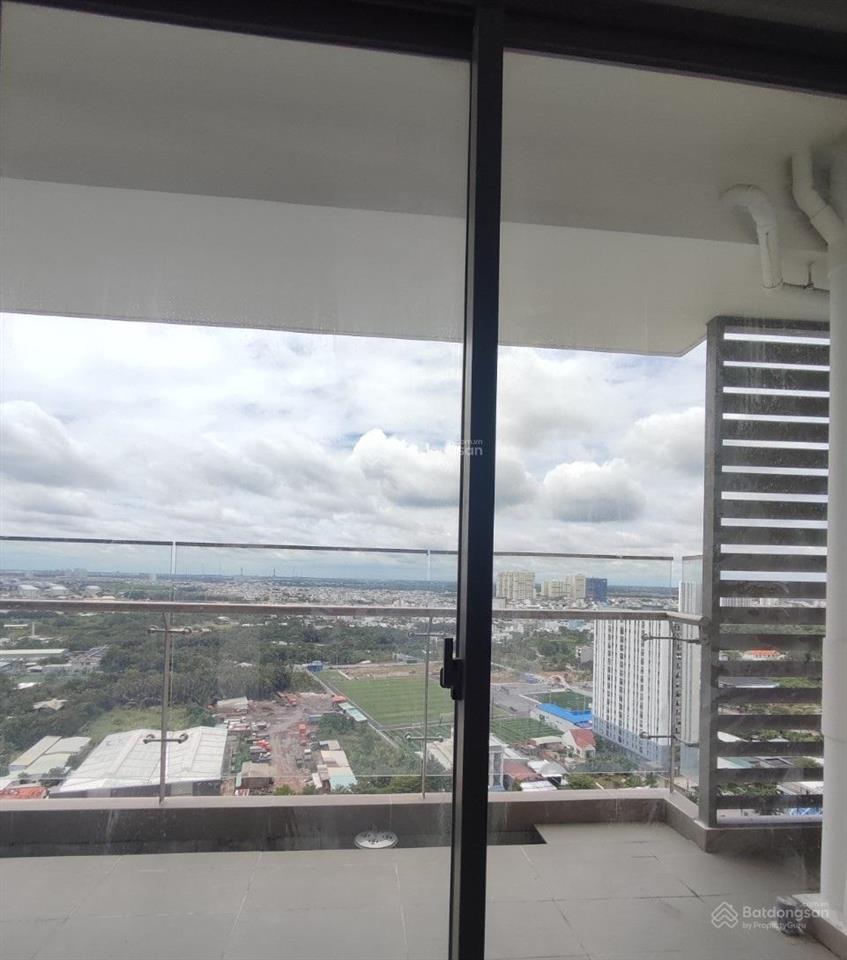 Căn hộ 55m2 river panorama, tầng đẹp, view sông, bán 4.2 tỷ tặng nội thất, sổ sẵn, mua bán nhanh