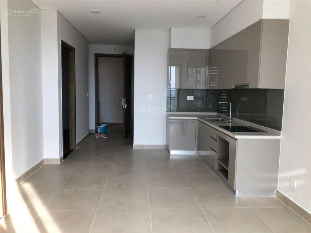 Giá đẹp cần bán nhanh, chỉ 4.8 tỷ căn 65m2 c/c sky89 cao cấp, có sổ, tặng nt dính tường, view mát