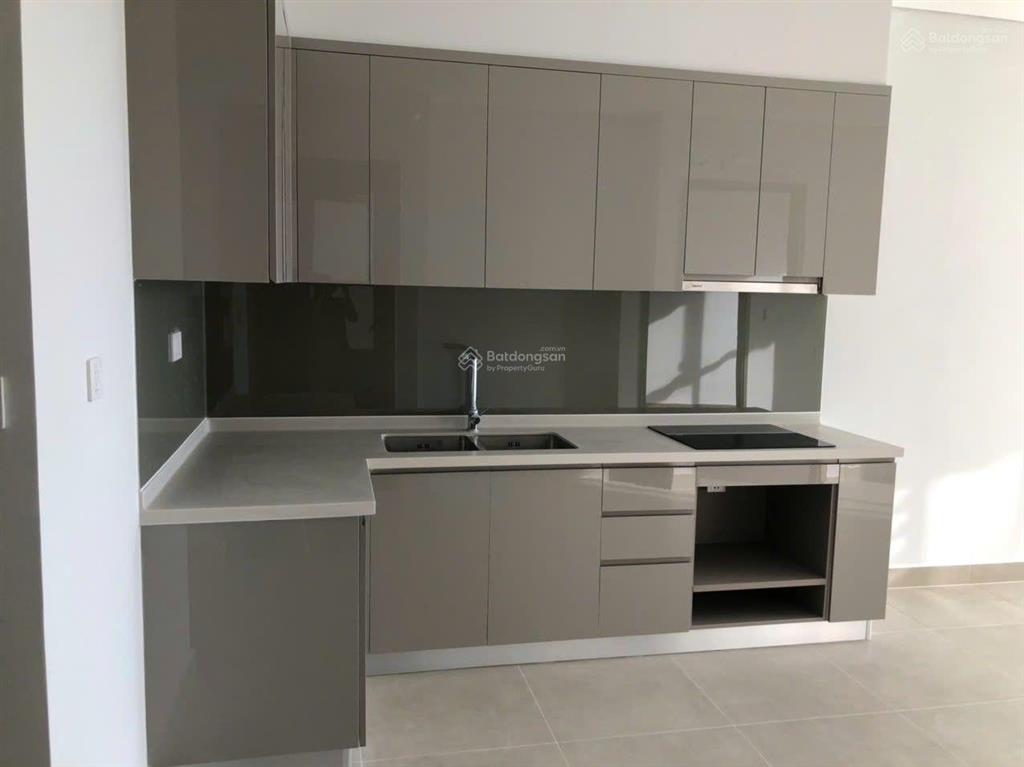 Giá đẹp cần bán nhanh, chỉ 4.8 tỷ căn 65m2 c/c sky89 cao cấp, có sổ, tặng nt dính tường, view mát