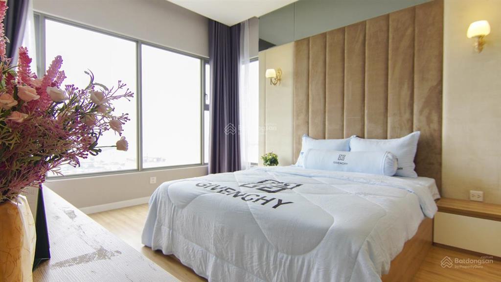 Bán căn góc 3pn 106m2 chung cư skyline, quận 7, giá đẹp 6,7 tỷ tặng full nội thất, có sổ, view sông