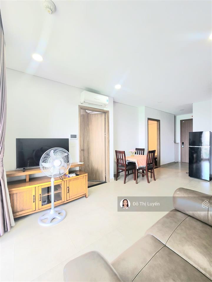 Cho thuê nhanh căn hộ 2pn2wc c/c cao cấp sky 89, giá 15 triệu full nội thất đẹp, view đẹp