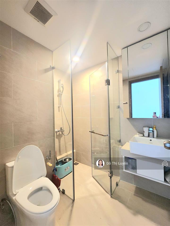 Cho thuê nhanh căn hộ 2pn2wc c/c cao cấp sky 89, giá 15 triệu full nội thất đẹp, view đẹp