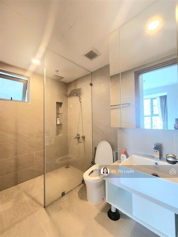 Cho thuê nhanh căn hộ 2pn2wc c/c cao cấp sky 89, giá 15 triệu full nội thất đẹp, view đẹp