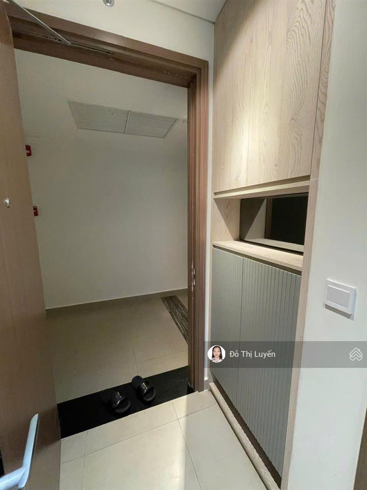 Căn hộ view trực diện sông đẹp 72m2, sky 89 cao cấp, bán giá 6.4 tỷ tặng nội thất đầy đủ, có sổ