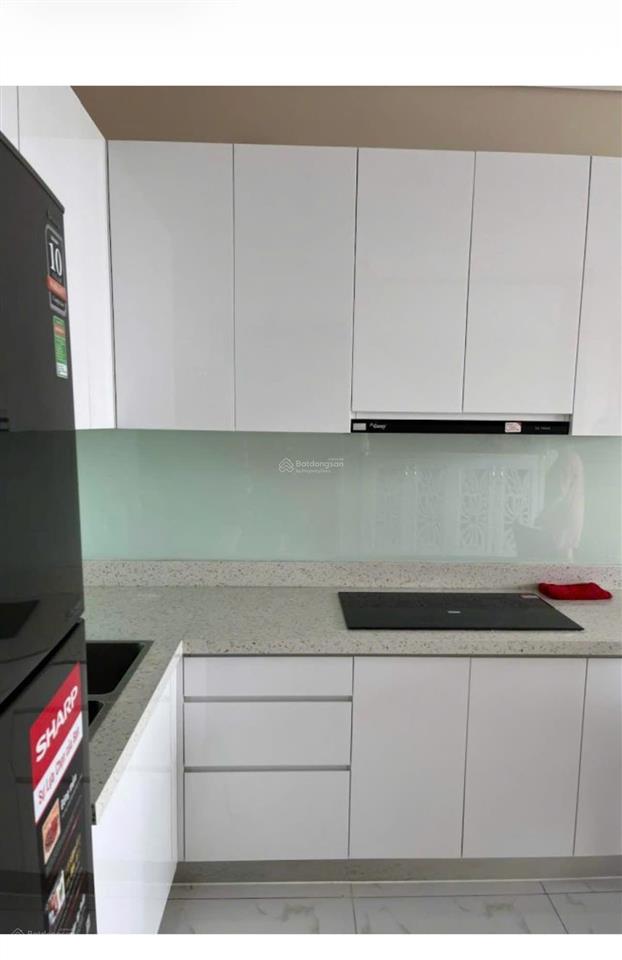 Tìm khách thuê cho căn hộ 2pn2wc tại skyline quận 7, giá 13 triệu full nội thất, view nam mát mẻ