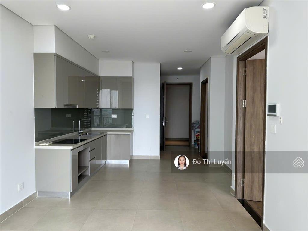 Cho thuê nhanh căn hộ 69m2 chung cư cao cấp sky89, giá 12.5tr/tháng, nhà đẹp, sẵn nội thất cơ bản