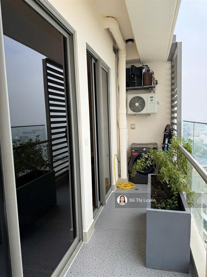 Căn hộ 55m2 ban công siêu dài cc cao cấp sky89, cho thuê 14 triệu full nội thất, view sông bao đẹp