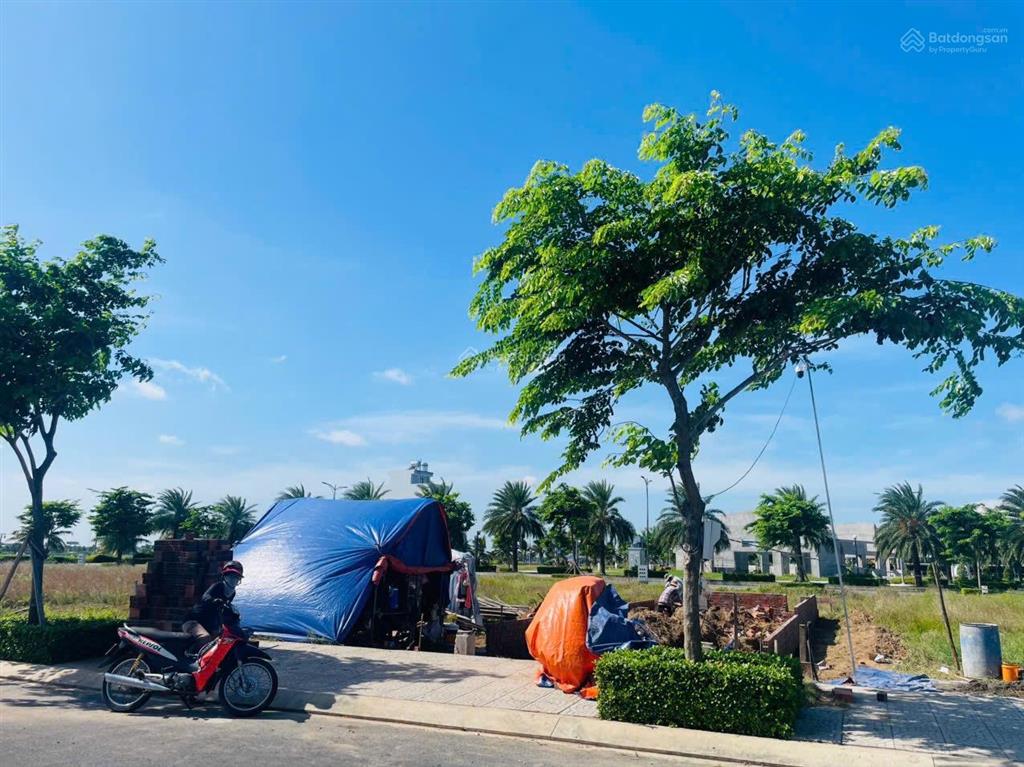 Chính chủ bán nền đất 90m2 king hill giá 2 tỷ thương lượng, sổ riêng 0937 832 ***