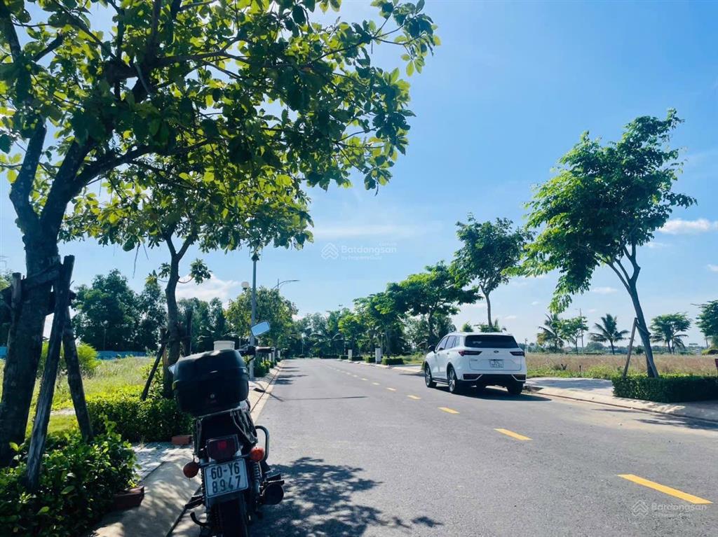 Chính chủ bán nền đất 90m2 king hill giá 2 tỷ thương lượng, sổ riêng 0937 832 ***