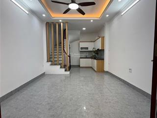 Bán gấp nr 30m2, 3pn, 4wc, tại tổ 5, việt hưng, 8 tỷ vnd