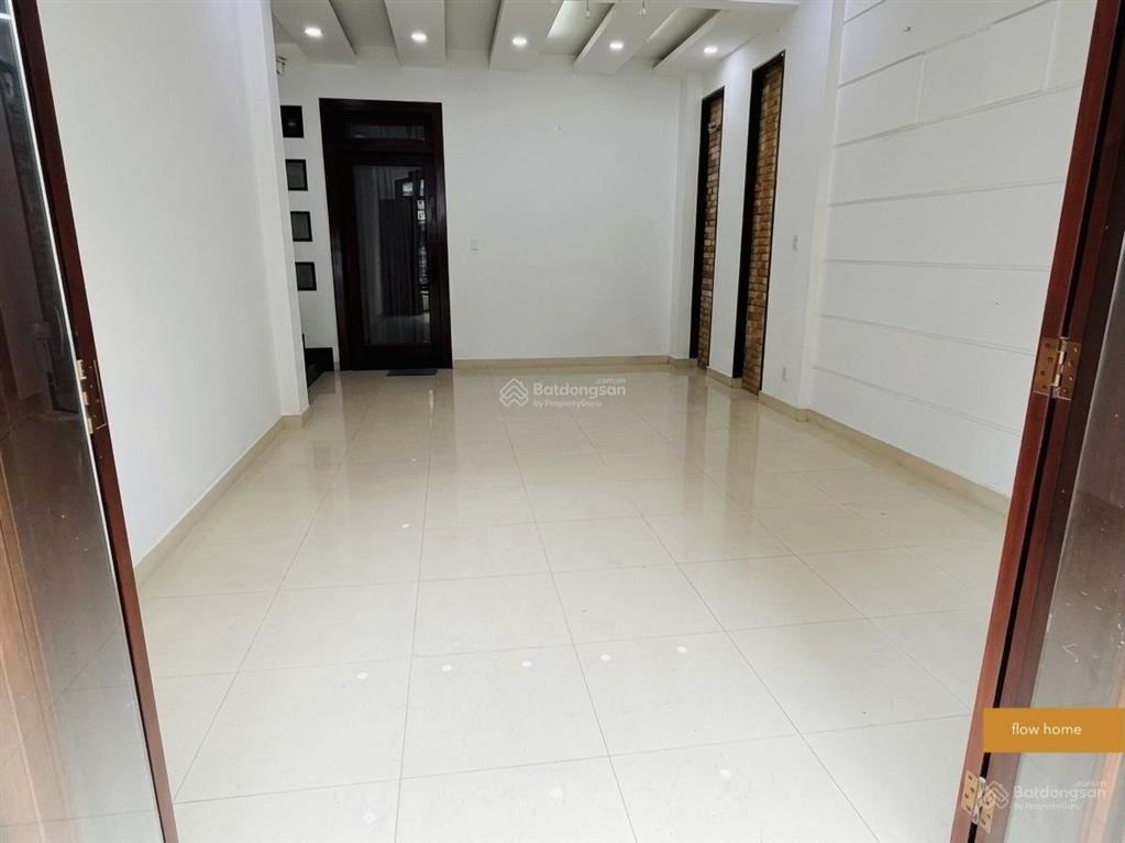 Mặt bằng kinh doanh nguyễn cửu vân 35m2 10,5 triệu