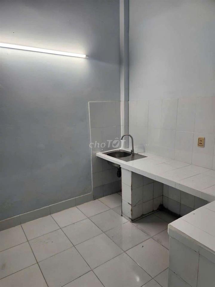 Nhà mới 4x18m lửng 2pn 1wc. Hẻm 3m thông Quang Trung p14 gò vấp
