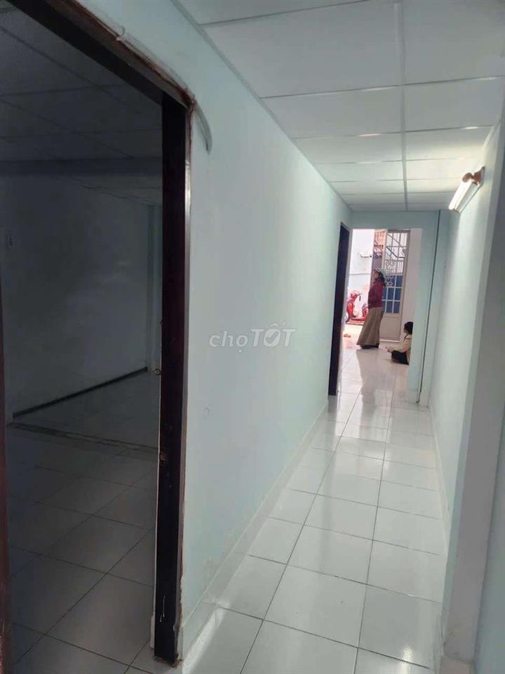 Nhà mới 4x18m lửng 2pn 1wc. Hẻm 3m thông Quang Trung p14 gò vấp