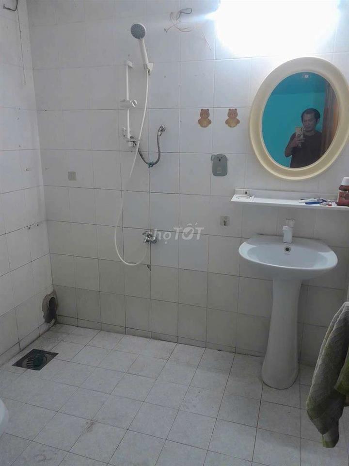 Nhà 4x20m lửng 2pn 1wc Hẻm 6m thông 1/ Đs 2 p16 gv. Gần chợ Xóm Mới