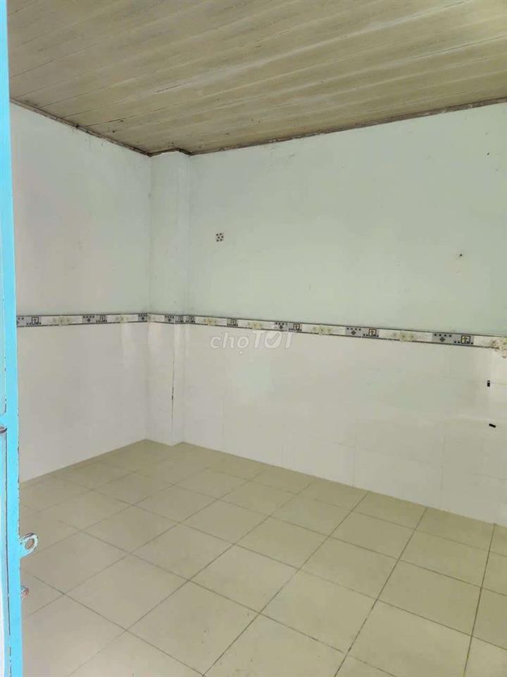 Căn hộ 5.5x4m lầu ST.1pn 1wc. Hẻm 954// Quang Trung p8 gv