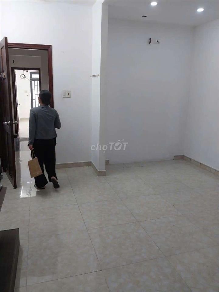 Nhà chính chủ cần bán 4x15m lầu 2pn 2wc Hẻm XH 2/ phạm văn chiêu gv