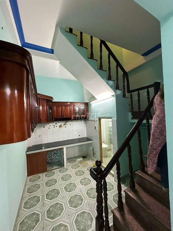 Nhà 4x9m lầu lửng 3pn 2wc Hẻm Đs 3 p9 gv. Gần công viên Làng Hoa