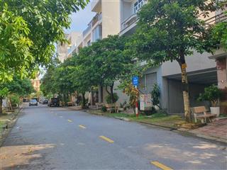 Bán lô đất đẹp làn 2 âu cơ mặt đường lương văn can yna