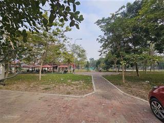 Gấp gấp bán nhanh lô đất mặt đường phạm ngũ lão nhìn vườn hoa to đẹp thoáng mát tại khả lễ