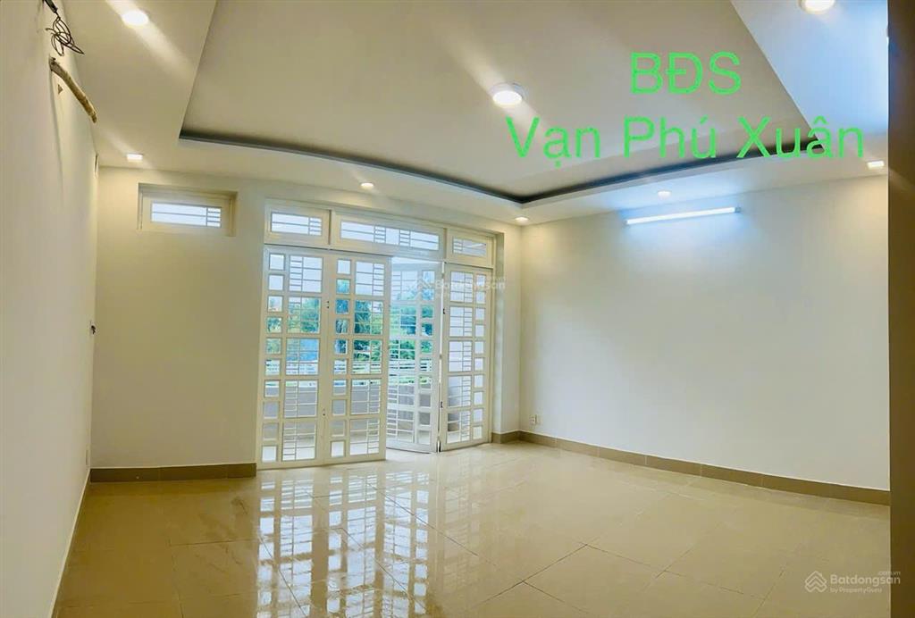 Cho thuê nhà kdc cotec phú xuân, 1 trệt, 2 lầu, st dt 107.5m2 đg 20mgiá 15tr/tháng. 0902 714 ***