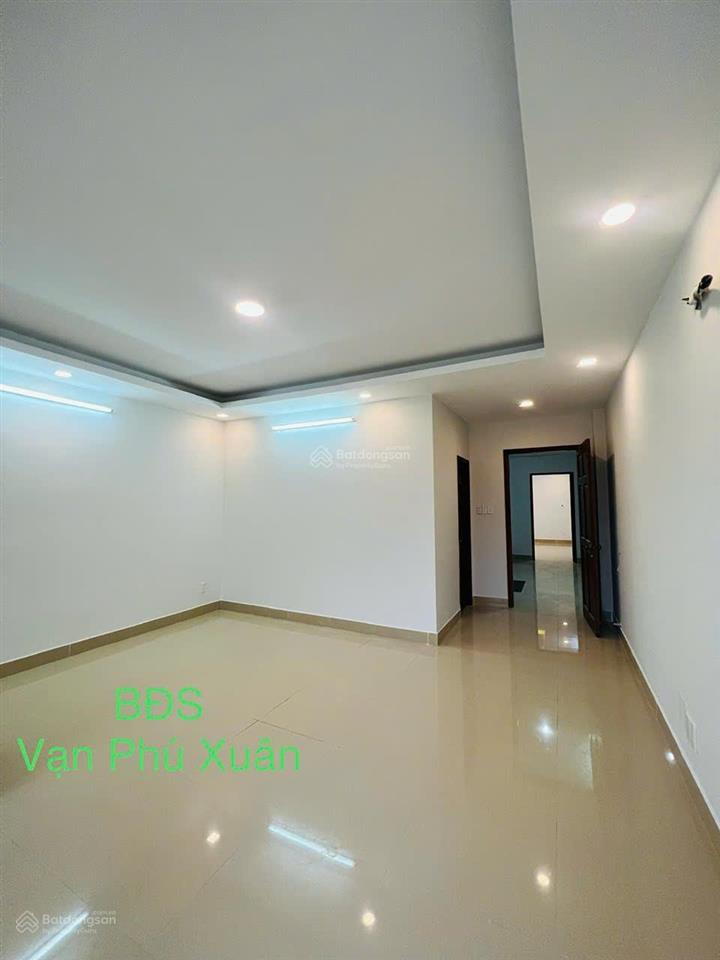 Cho thuê nhà kdc cotec phú xuân, 1 trệt, 2 lầu, st dt 107.5m2 đg 20mgiá 15tr/tháng. 0902 714 ***