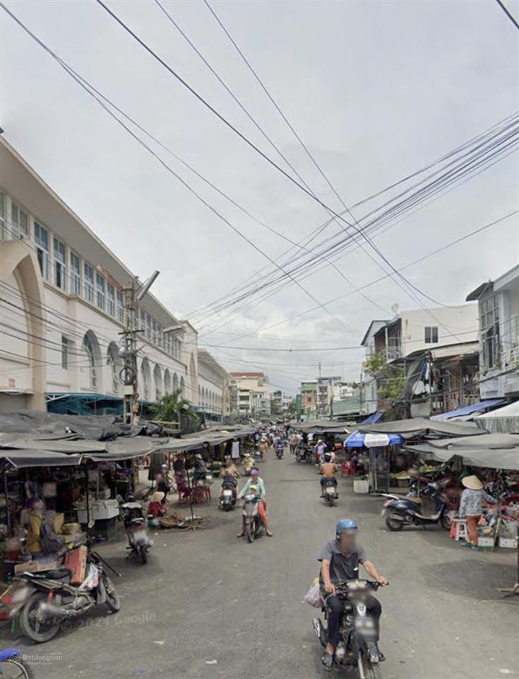 Bán nhà mặt tiền đường tân trang, cách chợ đầm 100m, cách biển trần phú chỉ 700m