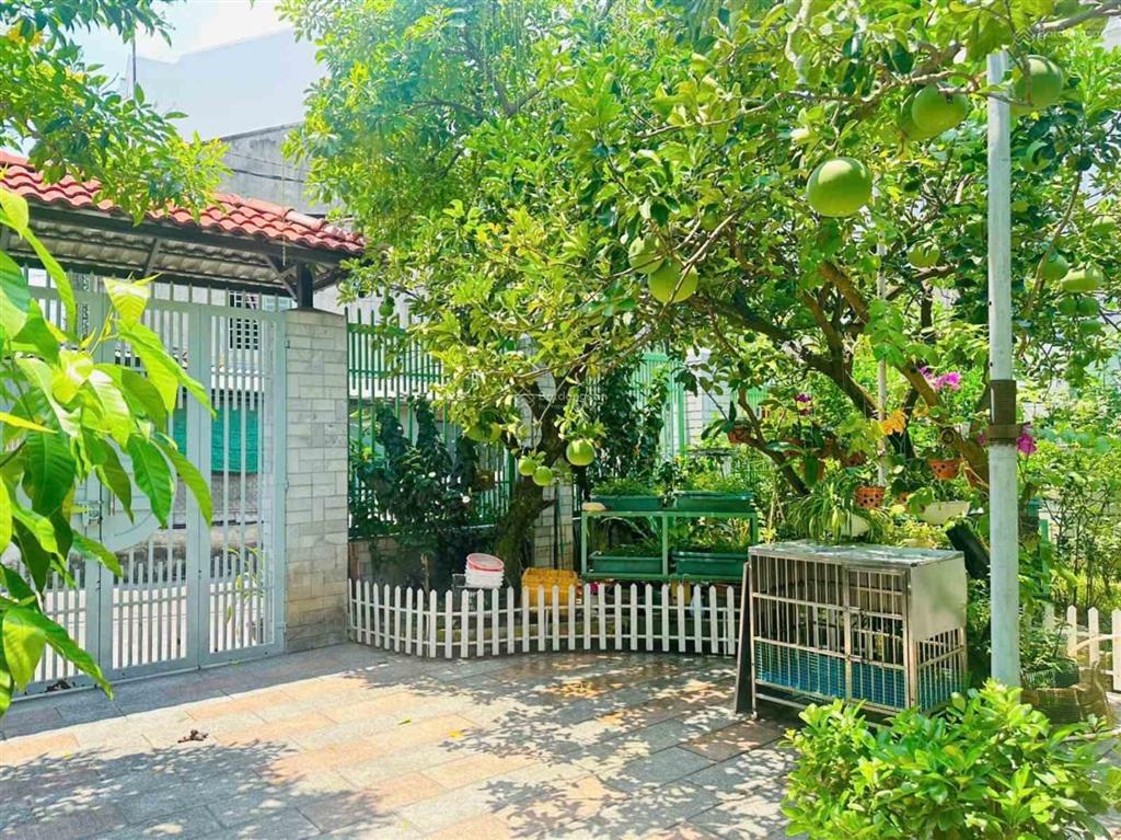 Bán nhà mặt tiền đường hà thanh, nha trang gần đường 2/4, căn góc, cách chợ đầm 300m