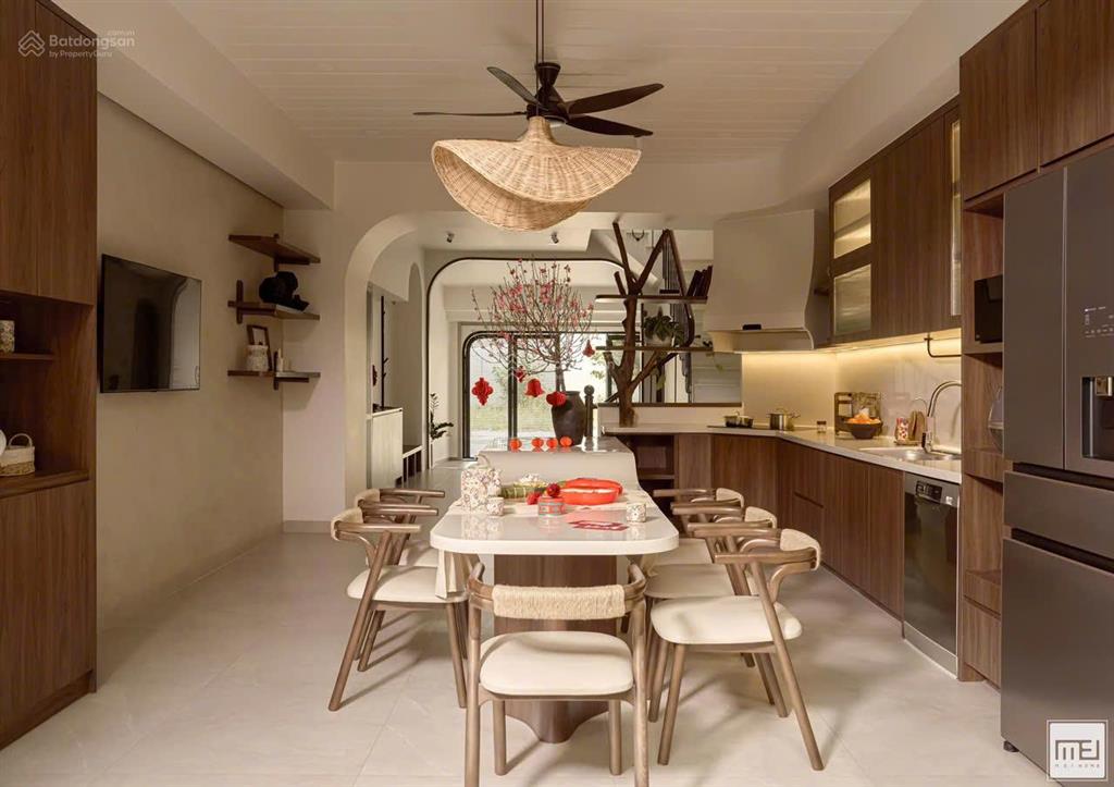Bán cc park view, 8,7 tỷ, 106m2, 3pn, 2wc lầu cao view thoáng giá siêu tốt