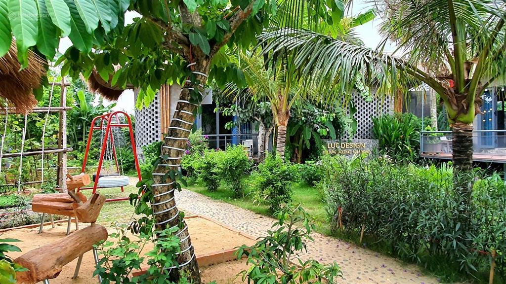 Bán nhà vườn nghỉ dưỡng mặt tiền long chiến, dt741 877m2 full thổ cư