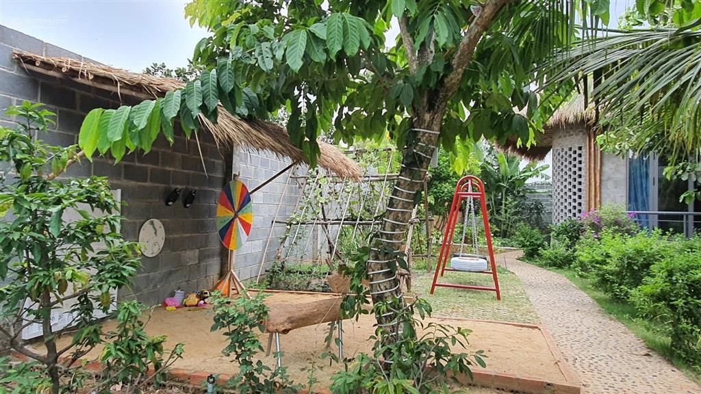 Bán nhà vườn nghỉ dưỡng mặt tiền long chiến, dt741 877m2 full thổ cư