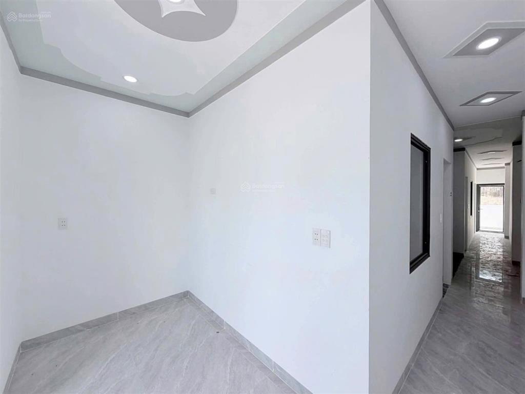 Bán nhà 1 lầu 1 trệt phường tân phong sổ riêng thổ cư hoàn công 80m2