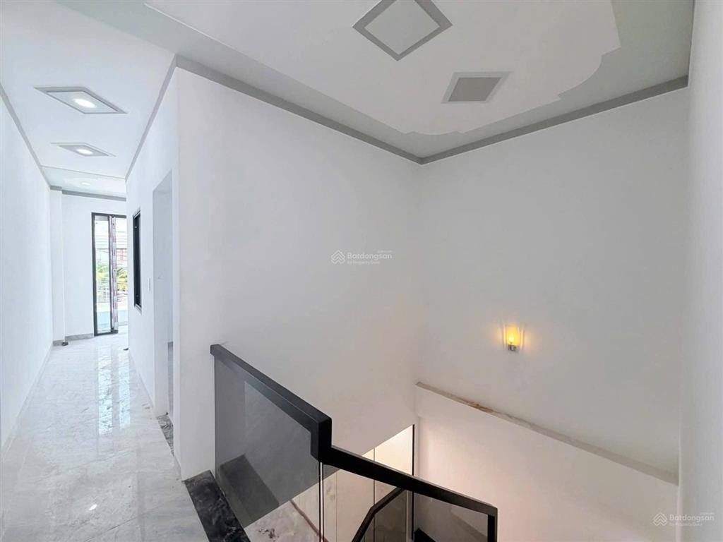 Bán nhà 1 lầu 1 trệt phường tân phong sổ riêng thổ cư hoàn công 80m2