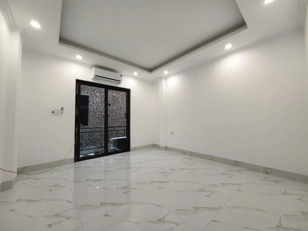 Bán nhà 45m 5T full nội thất mới tinh xã Liên Minh, Đan Phượng