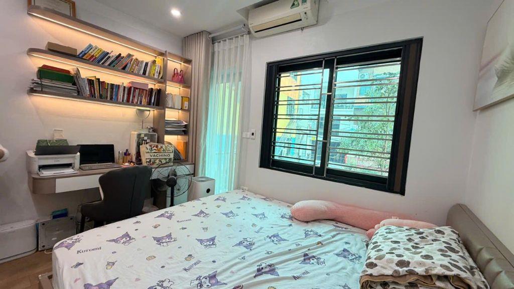 Cực hiếm - Nhà đẹp - Vị trí siêu đắc địa - 10 ô tô đỗ cửa - Full nội thất xịn - Vài bước ra Ngã tư Trạm Trôi