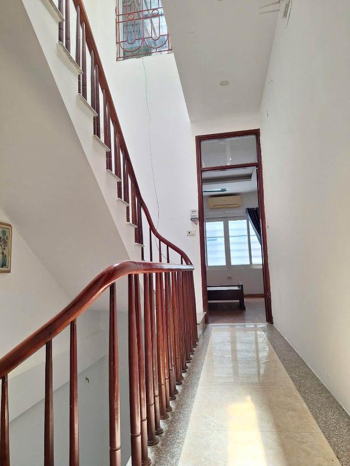 CHỢ LAI XÁ  46M x 4T  5PN KHÉP KÍN  FULL NỘI THẤT  Ô TÔ ĐỖ CỬA  KD NHỎ -  THOÁNG TRƯỚC SAU