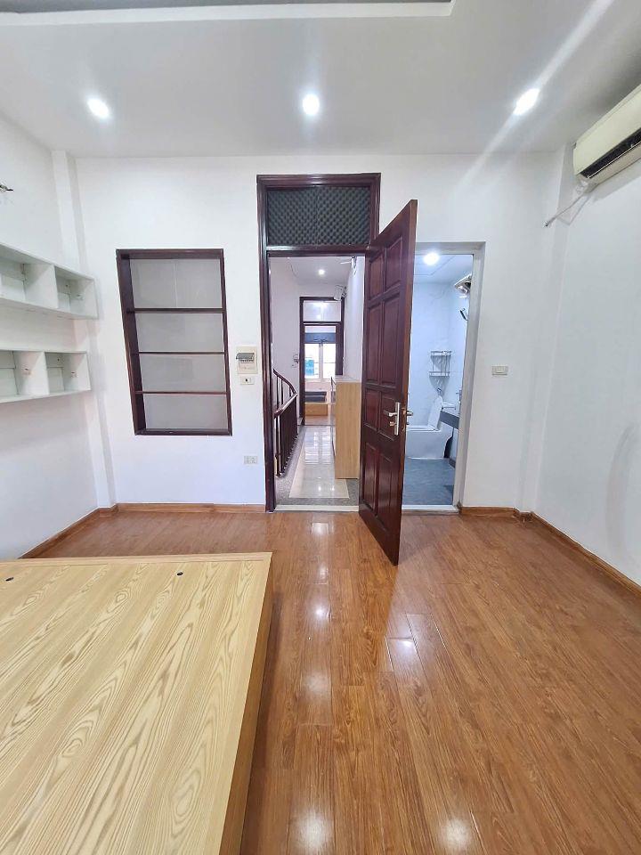 CHỢ LAI XÁ  46M x 4T  5PN KHÉP KÍN  FULL NỘI THẤT  Ô TÔ ĐỖ CỬA  KD NHỎ -  THOÁNG TRƯỚC SAU
