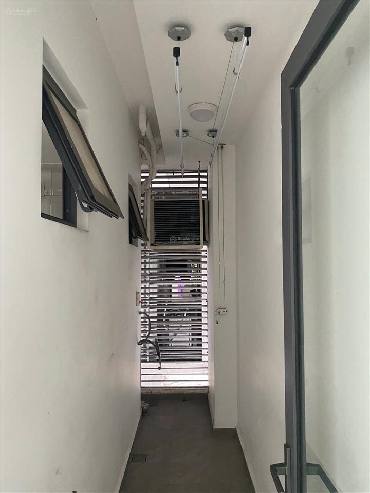 Cần bán căn d'lusso 2pn tầng cao view sông giá 5,95 tỷ